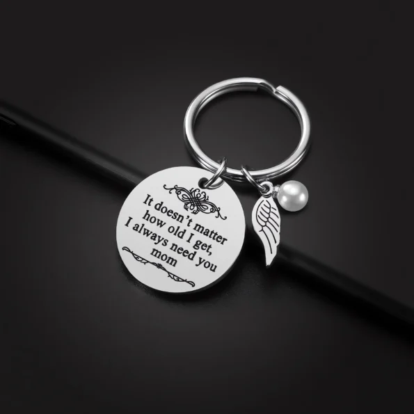 028-Mom Keychain Gift from Daughter or Son