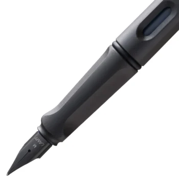 098-Fine Point Fountain Pen Charcoal Black