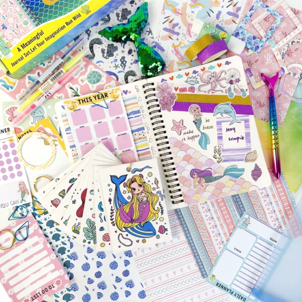 186-Drawing and Craft Kit for Kids